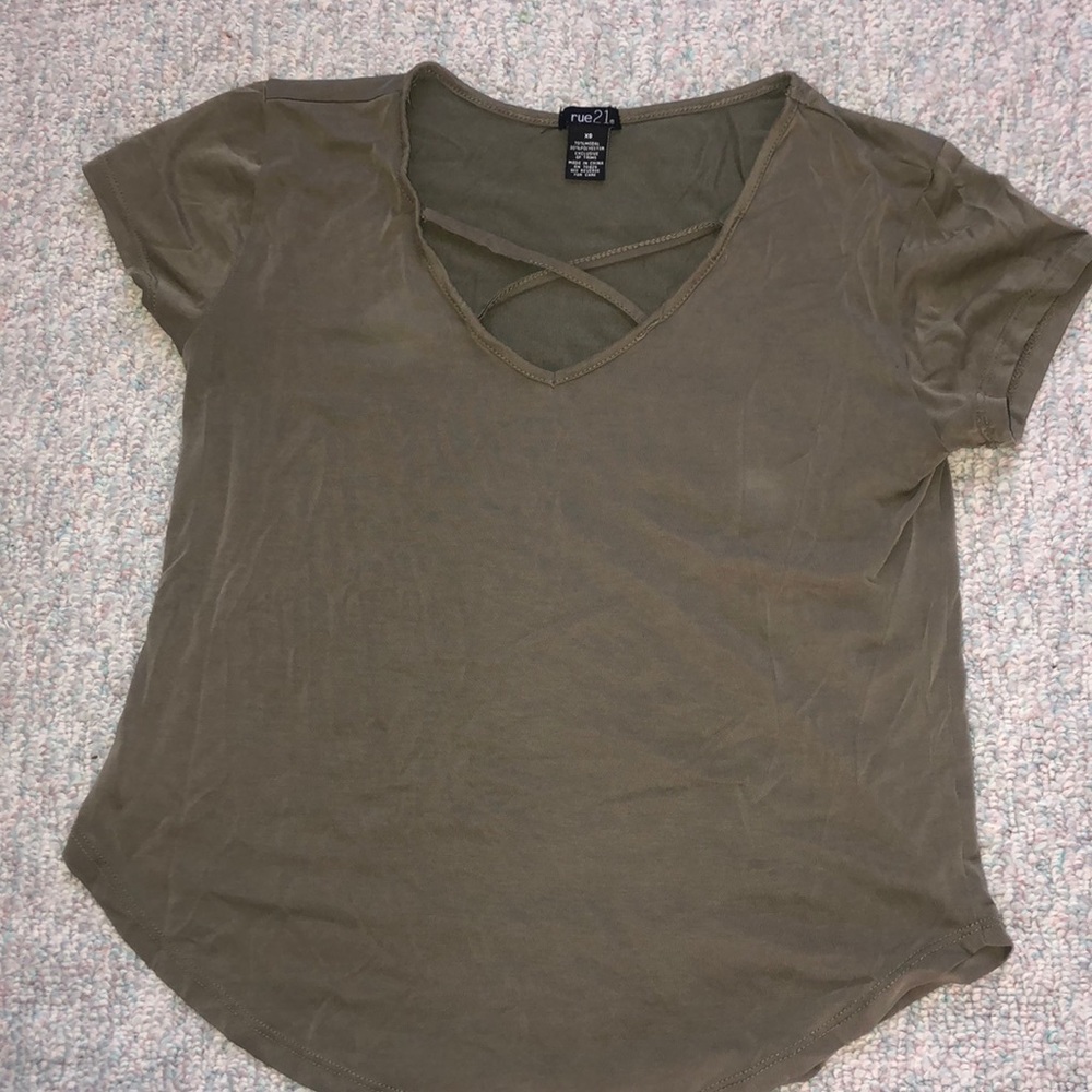 green t shirt